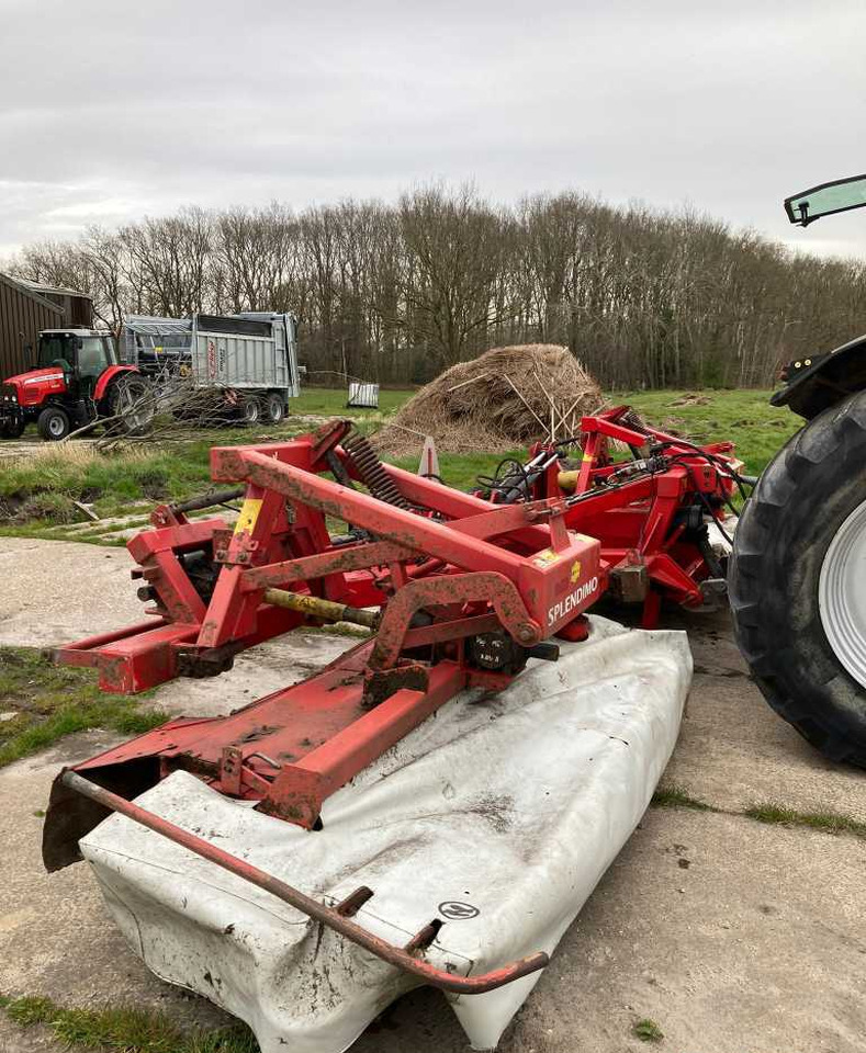 Lely Triplo 801 vlindermaaier, triplomaaier weidemachines - Faucheuse: photos 4 Lely Triplo 801 vlindermaaier, triplomaaier weidemachines - Faucheuse: photos 4