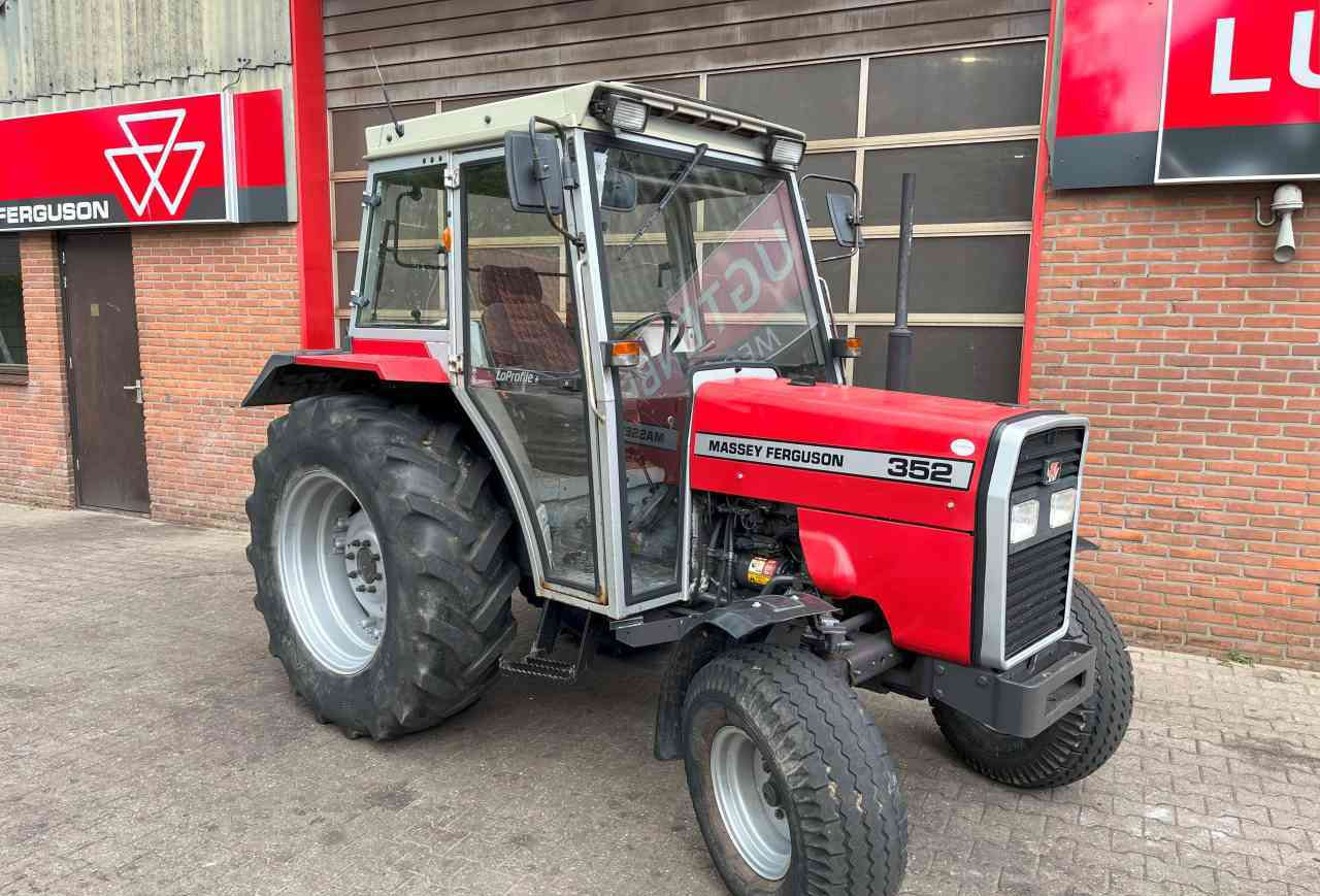 Massey Ferguson 352 Turbo Tractoren. - Tracteur agricole: photos 2 Massey Ferguson 352 Turbo Tractoren. - Tracteur agricole: photos 2