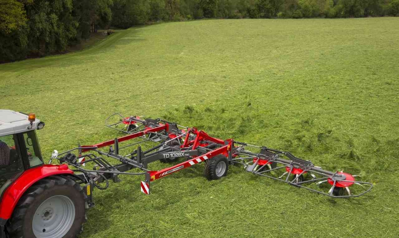 Massey Ferguson TD 1028X TRC Haaktandschudder Lely Lotus weidebouwmachines. - Faneuse: photos 5 Massey Ferguson TD 1028X TRC Haaktandschudder Lely Lotus weidebouwmachines. - Faneuse: photos 5