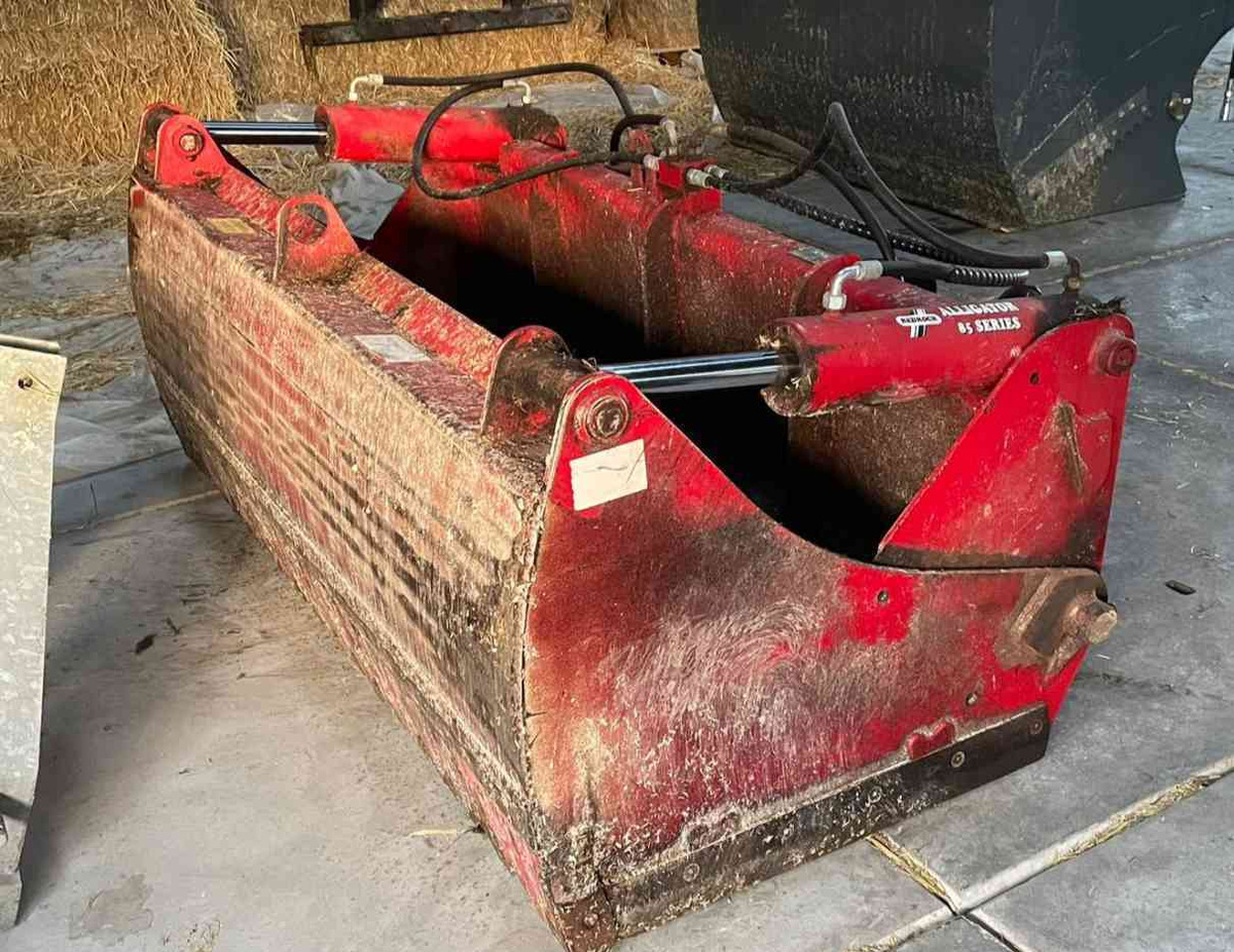 Redrock Kuilhapper 1.60 breed, dichte bodem, Volvo L30 aansluiting voermachines - Matériel d'ensilage: photos 1 Redrock Kuilhapper 1.60 breed, dichte bodem, Volvo L30 aansluiting voermachines - Matériel d'ensilage: photos 1