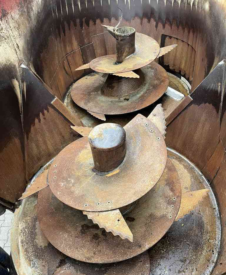 Mélangeuse Siloking Trailedline DUO 18: photos 6 Mélangeuse Siloking Trailedline DUO 18: photos 6