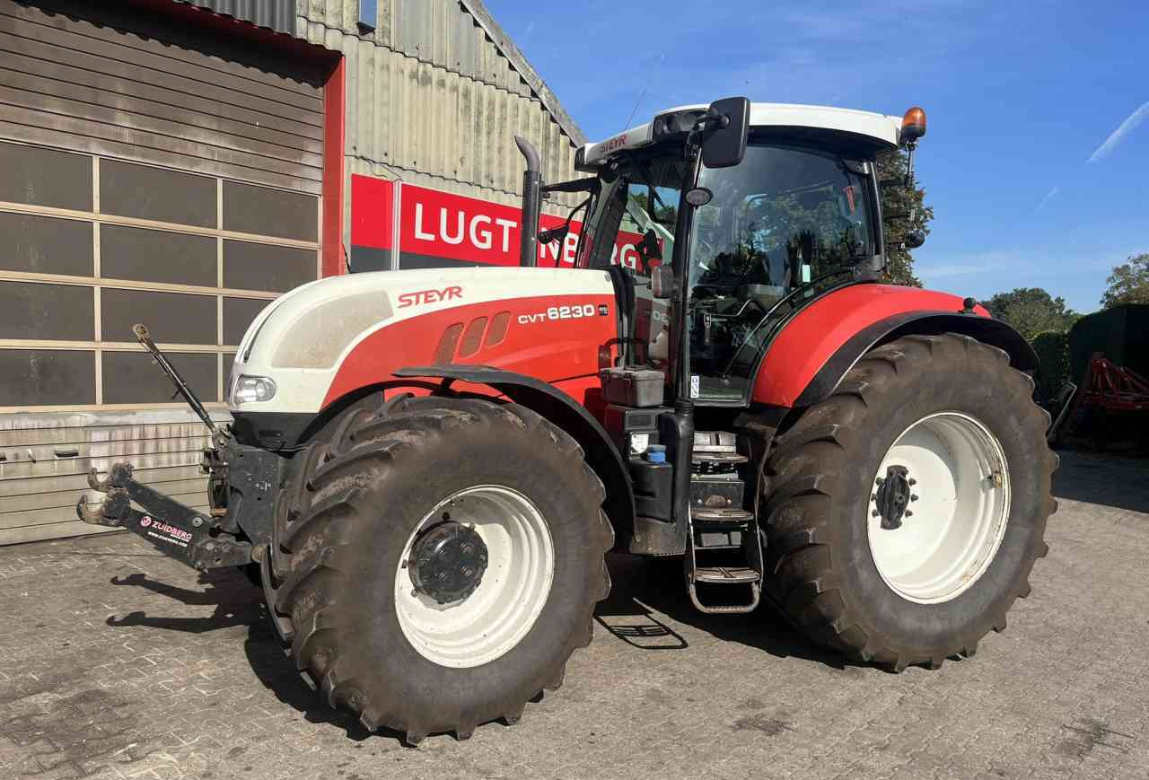 Steyr CVT 6230 Tractoren - Tracteur agricole: photos 3 Steyr CVT 6230 Tractoren - Tracteur agricole: photos 3