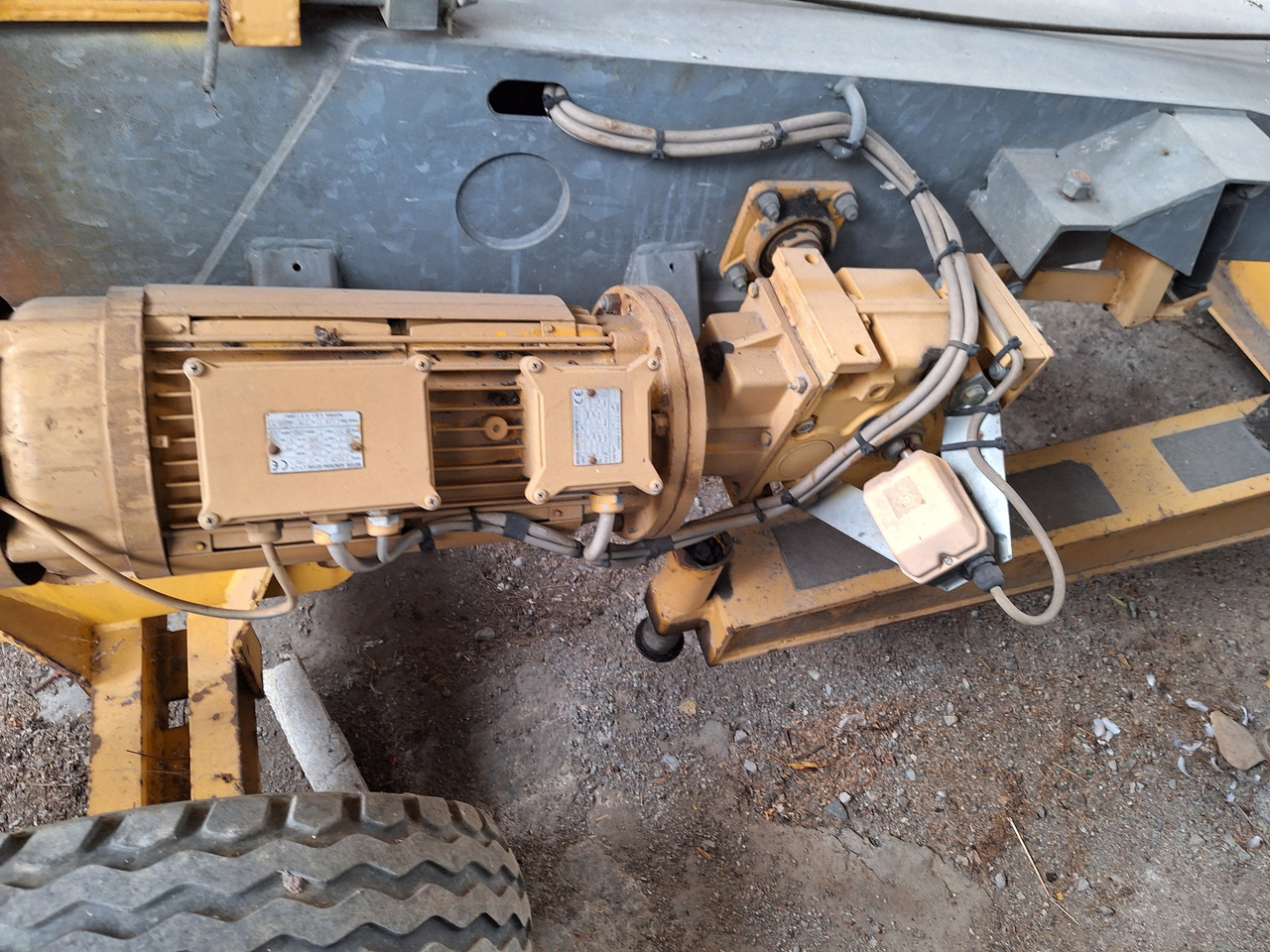 POTAIN HD10A - Grue à montage rapide: photos 5 POTAIN HD10A - Grue à montage rapide: photos 5