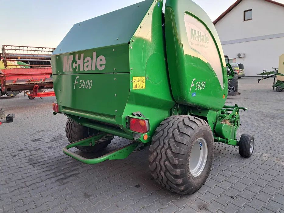 Mchale 5400C - Presse à balles rondes: photos 3 Mchale 5400C - Presse à balles rondes: photos 3