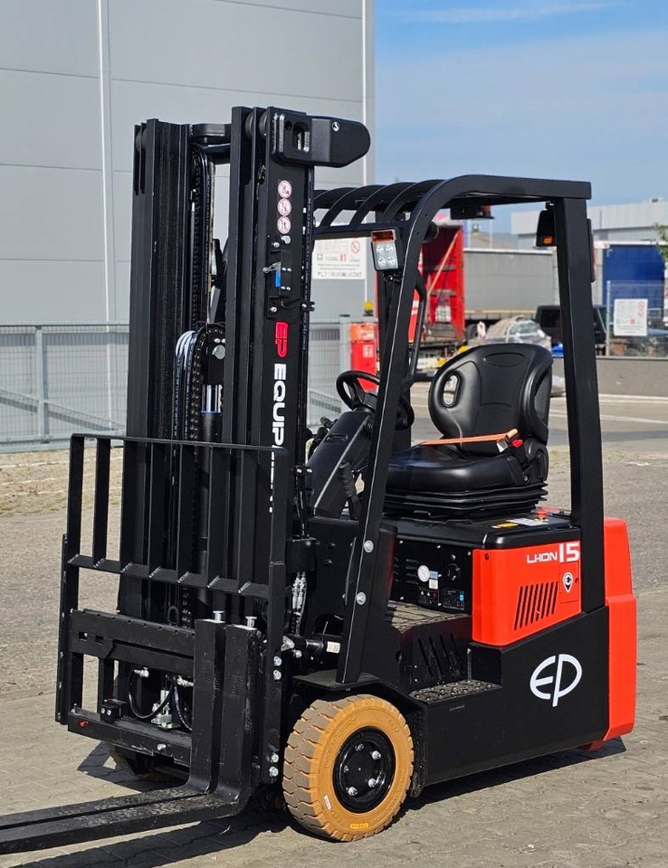 EP CPD 15 TVL - Chariot élévateur électrique: photos 5 EP CPD 15 TVL - Chariot élévateur électrique: photos 5