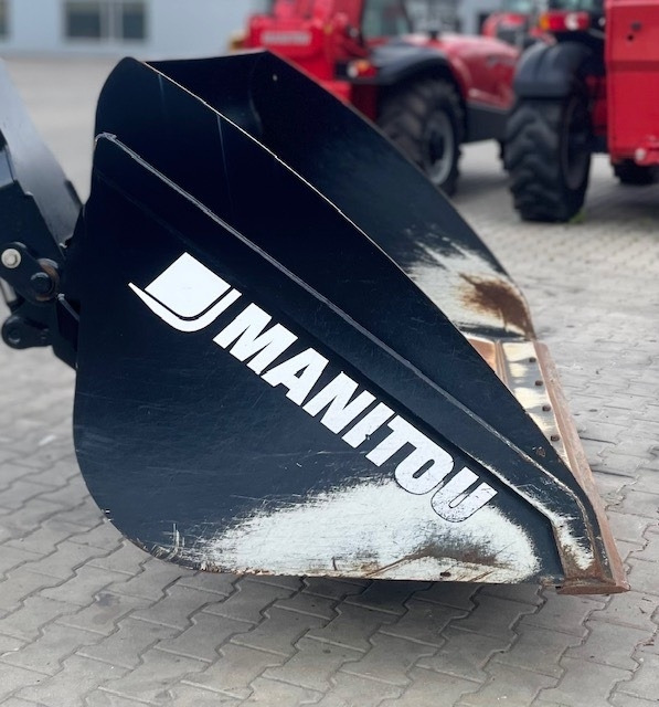 Manitou CBA 1500 L 2050 - Godet pour Engins de chantier: photos 1 Manitou CBA 1500 L 2050 - Godet pour Engins de chantier: photos 1
