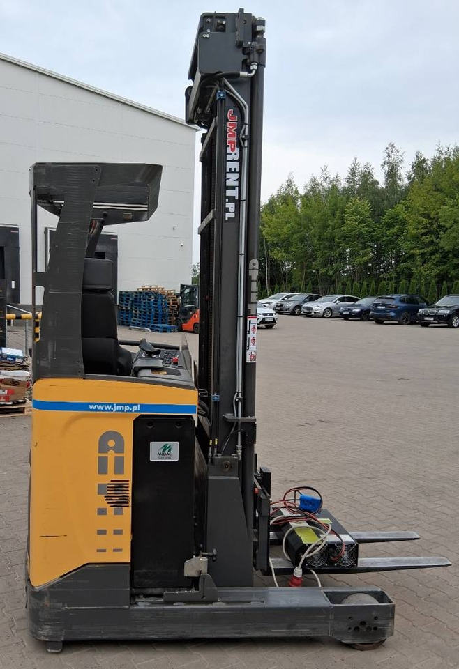 UniCarriers UMS 160 DTFVXC725 - Chariot à mât rétractable: photos 2 UniCarriers UMS 160 DTFVXC725 - Chariot à mât rétractable: photos 2