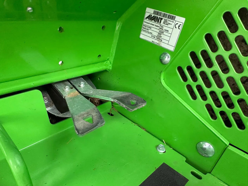 Chargeuse compacte sur chenilles Avant 635i mini-shovel: photos 19 Chargeuse compacte sur chenilles Avant 635i mini-shovel: photos 19