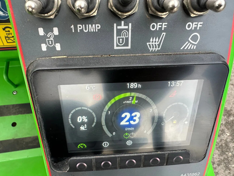 Chargeuse compacte sur chenilles Avant 635i mini-shovel: photos 18 Chargeuse compacte sur chenilles Avant 635i mini-shovel: photos 18