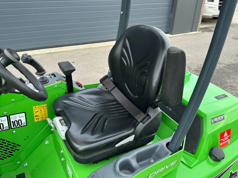 Chargeuse compacte sur chenilles Avant 635i mini-shovel: photos 16 Chargeuse compacte sur chenilles Avant 635i mini-shovel: photos 16