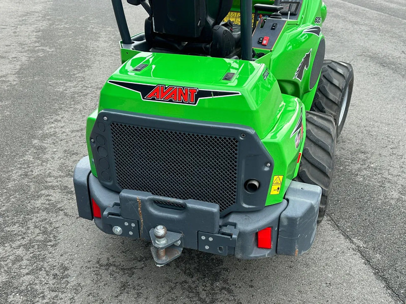 Chargeuse compacte sur chenilles Avant 635i mini-shovel: photos 8 Chargeuse compacte sur chenilles Avant 635i mini-shovel: photos 8