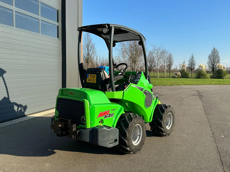 Avant 640 TDL Mini-shovel - Chargeuse compacte sur chenilles: photos 3 Avant 640 TDL Mini-shovel - Chargeuse compacte sur chenilles: photos 3