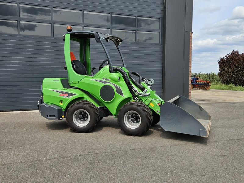 Avant 645i TDL+ mini-shovel - Chargeuse compacte sur chenilles: photos 2 Avant 645i TDL+ mini-shovel - Chargeuse compacte sur chenilles: photos 2