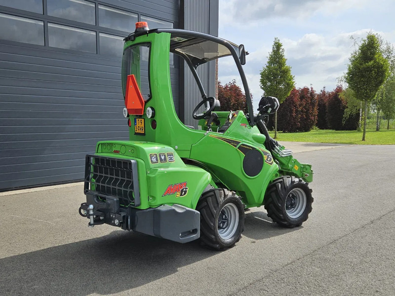 Avant E6 Mini-shovel - Chargeuse compacte sur chenilles: photos 4 Avant E6 Mini-shovel - Chargeuse compacte sur chenilles: photos 4