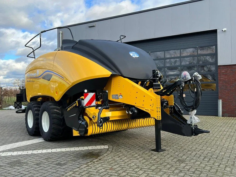 New Holland Bigbaler 1270 plus - Presse à balles cubiques: photos 2 New Holland Bigbaler 1270 plus - Presse à balles cubiques: photos 2