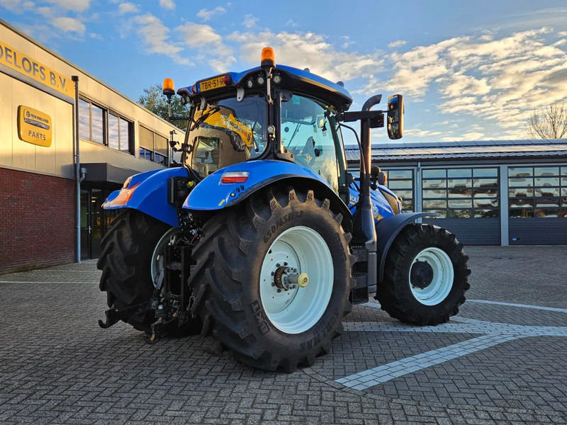 New Holland T6.175 Dynamic command - Tracteur agricole: photos 3 New Holland T6.175 Dynamic command - Tracteur agricole: photos 3