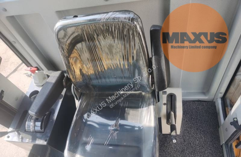 MAXUS Równiarka Maxus 12,5t - Niveleuse: photos 4 MAXUS Równiarka Maxus 12,5t - Niveleuse: photos 4