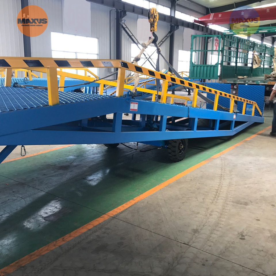 Maxus NEW mobile loading ramp with a capacity of 10 tons - Rampe de chargement: photos 1 Maxus NEW mobile loading ramp with a capacity of 10 tons - Rampe de chargement: photos 1