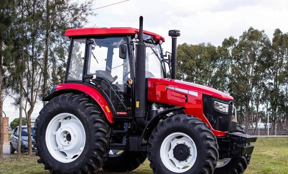 NEW MAXUS 116 HP 4x4 Tractor Euro 5 Warranty | НОВИЙ MAXUS 116 К.с. Трактор 4x4 Євро 5 Гарантія - Tracteur agricole: photos 2 NEW MAXUS 116 HP 4x4 Tractor Euro 5 Warranty | НОВИЙ MAXUS 116 К.с. Трактор 4x4 Євро 5 Гарантія - Tracteur agricole: photos 2