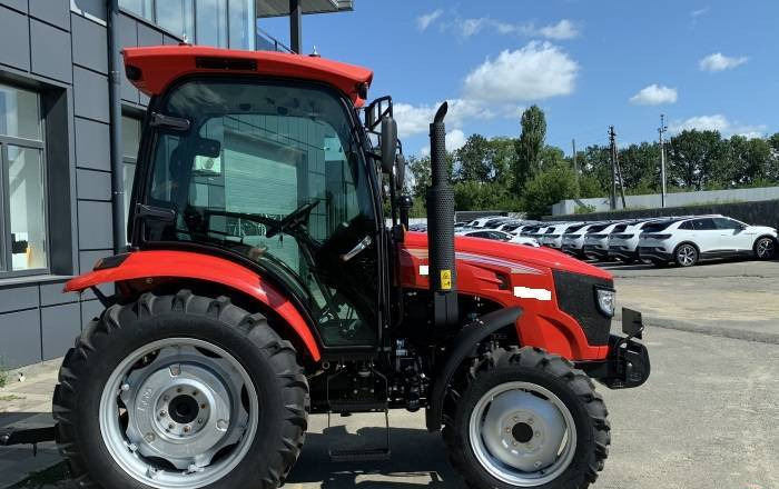 NEW MAXUS 55 HP 4x4 Tractor Euro 5 Warranty up to 10 YEARS | НОВИЙ MAXUS 55 К.с. 4x4 Трактор Євро 5 Гарантія до 10 РОКІВ - Tracteur agricole: photos 1 NEW MAXUS 55 HP 4x4 Tractor Euro 5 Warranty up to 10 YEARS | НОВИЙ MAXUS 55 К.с. 4x4 Трактор Євро 5 Гарантія до 10 РОКІВ - Tracteur agricole: photos 1