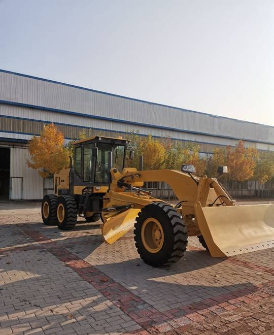 NEW MAXUS Cummins Road Grader Warranty up to 10 Years НОВА дорожня рівнялка MAXUS Cummins Гарантія до 10 Років NOWA równiarka drogowa MAXUS Cummins Gwarancja do 10 LAT - Niveleuse: photos 2 NEW MAXUS Cummins Road Grader Warranty up to 10 Years НОВА дорожня рівнялка MAXUS Cummins Гарантія до 10 Років NOWA równiarka drogowa MAXUS Cummins Gwarancja do 10 LAT - Niveleuse: photos 2