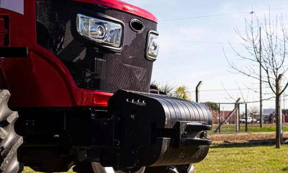 NEW MAXUS X130X HP 4x4 Tractor Euro 5 Warranty up to 10 YEARS | НОВИЙ MAXUS X130X К.с. 4x4 Трактор Євро 5 Гарантія до 10 РОКІВ - Tracteur agricole: photos 5 NEW MAXUS X130X HP 4x4 Tractor Euro 5 Warranty up to 10 YEARS | НОВИЙ MAXUS X130X К.с. 4x4 Трактор Євро 5 Гарантія до 10 РОКІВ - Tracteur agricole: photos 5