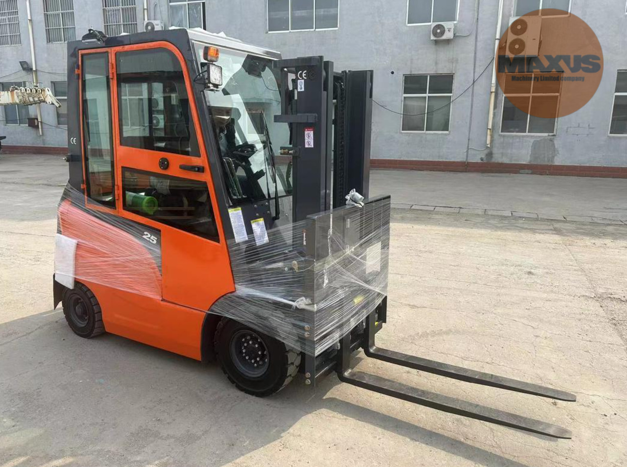 Maxus електричний вилочний навантажувач MAXUS 2500 кг - Chariot élévateur électrique: photos 1 Maxus електричний вилочний навантажувач MAXUS 2500 кг - Chariot élévateur électrique: photos 1