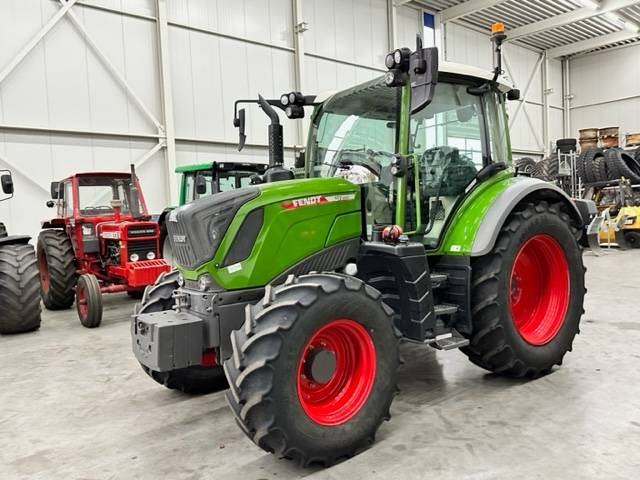 Fendt 312 Vario 2022, 307 hours! - Tracteur agricole: photos 1 Fendt 312 Vario 2022, 307 hours! - Tracteur agricole: photos 1