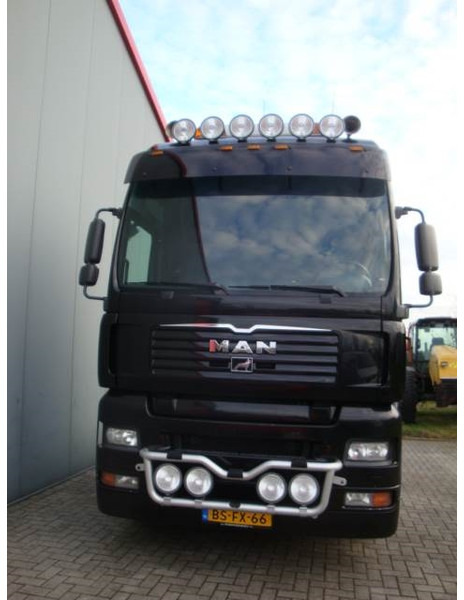 MAN TGA 26.530 - Tracteur routier: photos 3 MAN TGA 26.530 - Tracteur routier: photos 3