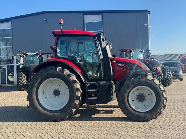 Valtra N134 Hitech - Tracteur agricole: photos 5 Valtra N134 Hitech - Tracteur agricole: photos 5