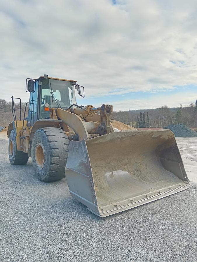 Caterpillar 962G 1 - Chargeuse sur pneus: photos 2 Caterpillar 962G 1 - Chargeuse sur pneus: photos 2