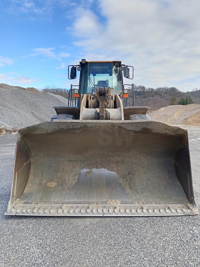 Caterpillar 962G 1 - Chargeuse sur pneus: photos 3 Caterpillar 962G 1 - Chargeuse sur pneus: photos 3