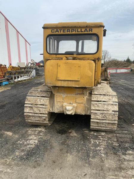 Caterpillar D4D - Bulldozer: photos 4 Caterpillar D4D - Bulldozer: photos 4