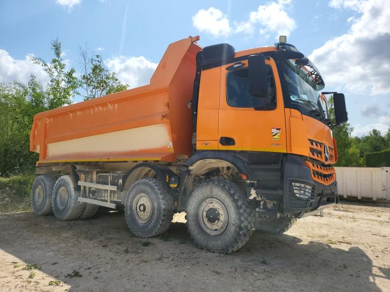 Mercedes Arocs - Camion benne: photos 1 Mercedes Arocs - Camion benne: photos 1