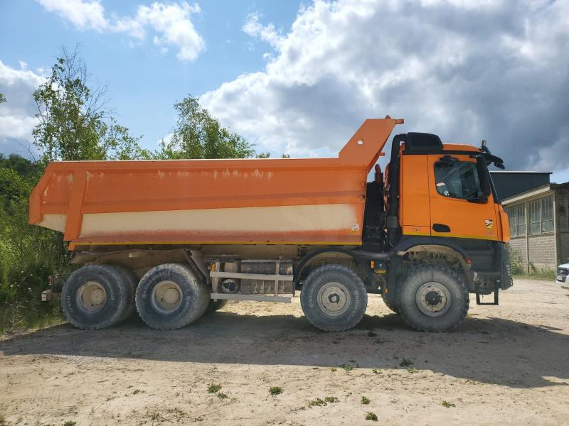 Mercedes Arocs - Camion benne: photos 2 Mercedes Arocs - Camion benne: photos 2