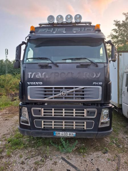 Volvo FH16 - 610 - Camion plateau: photos 2 Volvo FH16 - 610 - Camion plateau: photos 2