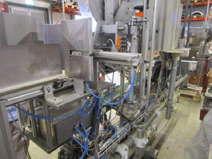 DECKEL ETIKETTIER ANLAGE (Zweckform mit Schleuter Etiketenspender) - Machine d'emballage et de conditionnement: photos 3 DECKEL ETIKETTIER ANLAGE (Zweckform mit Schleuter Etiketenspender) - Machine d'emballage et de conditionnement: photos 3