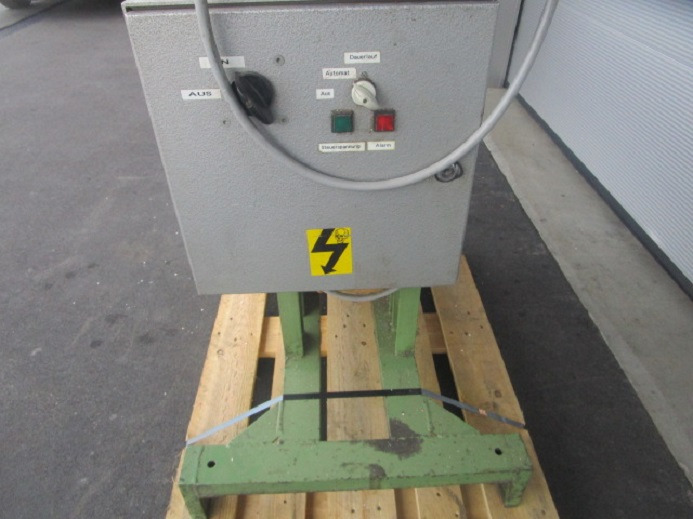 REST FOLIEN MÜHLE NR.11 - Machine d'emballage et de conditionnement: photos 4 REST FOLIEN MÜHLE NR.11 - Machine d'emballage et de conditionnement: photos 4