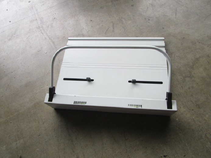 TISCH-PLATTENSTANZE G2.090.9041/03 FÜR SM 52 - Machine d'impression: photos 2 TISCH-PLATTENSTANZE G2.090.9041/03 FÜR SM 52 - Machine d'impression: photos 2