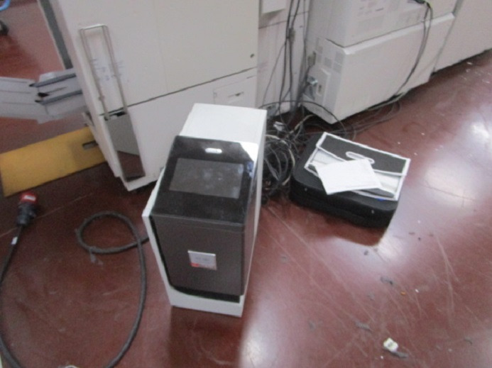 XEROX VERSANT 180 PRESS - Machine d'impression numérique: photos 4 XEROX VERSANT 180 PRESS - Machine d'impression numérique: photos 4