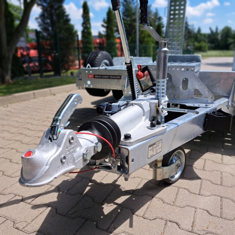 Remorque porte engin neuf PRZYCZEPA LAWETA DO MINIKOPARKI PODNOŚNIKA 3500KG 3,20X1,70 / MINI EXCAVATOR LIFTING TRAILER 3500KG 3.20X1.70: photos 12 Remorque porte engin neuf PRZYCZEPA LAWETA DO MINIKOPARKI PODNOŚNIKA 3500KG 3,20X1,70 / MINI EXCAVATOR LIFTING TRAILER 3500KG 3.20X1.70: photos 12