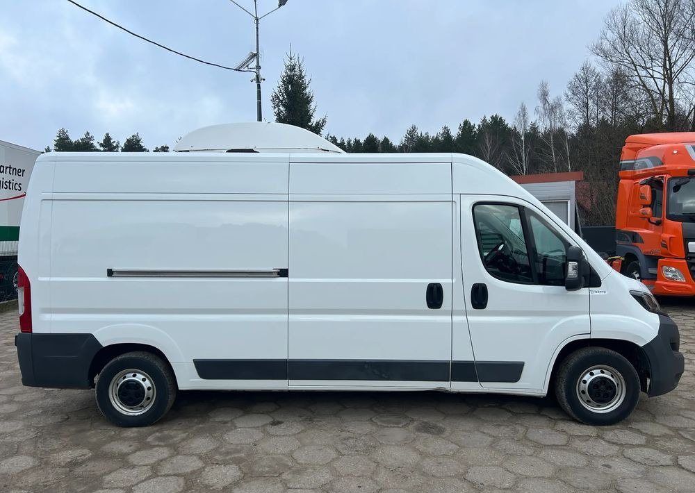 Peugeot BOXER CHŁODNIA MROŹNIA LEKI ISBERG GRUAU 3 KOMORY / 2 SZTUKI !! - Véhicule utilitaire frigorifique: photos 5 Peugeot BOXER CHŁODNIA MROŹNIA LEKI ISBERG GRUAU 3 KOMORY / 2 SZTUKI !! - Véhicule utilitaire frigorifique: photos 5