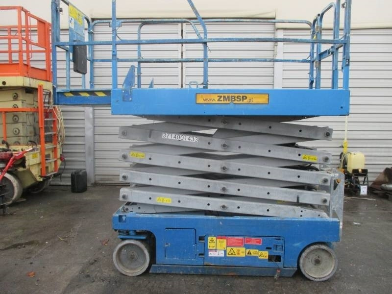 Genie GS 3246 - Nacelle ciseaux: photos 1 Genie GS 3246 - Nacelle ciseaux: photos 1