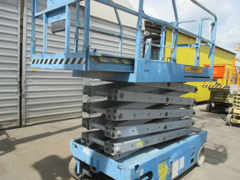 Genie GS 3246 - Nacelle ciseaux: photos 2 Genie GS 3246 - Nacelle ciseaux: photos 2