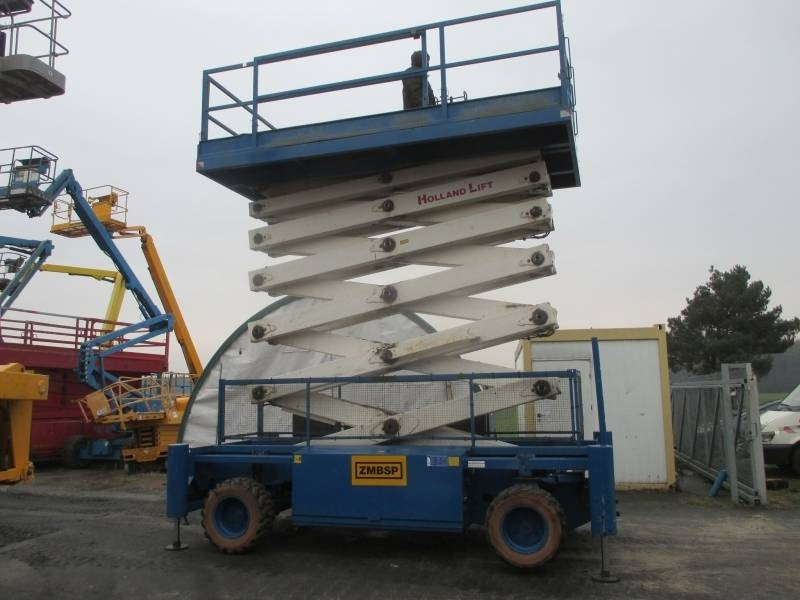 Holland Lift B 195 DL 25 - Nacelle ciseaux: photos 1 Holland Lift B 195 DL 25 - Nacelle ciseaux: photos 1