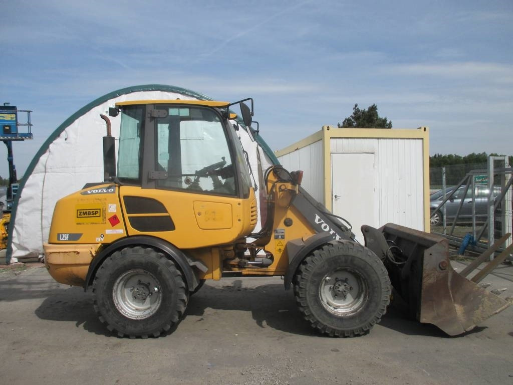 Volvo L 25 F - Chargeuse sur pneus: photos 1 Volvo L 25 F - Chargeuse sur pneus: photos 1