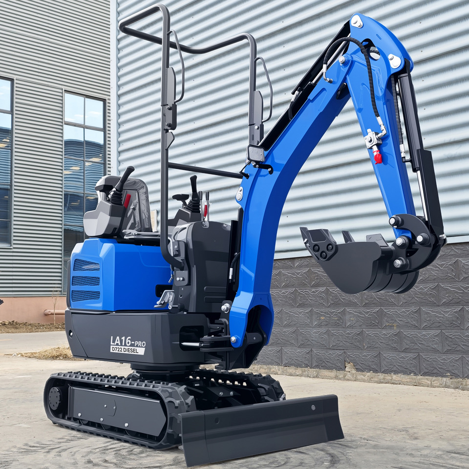 LEZUM LA16Pro Mini Excavator Kubota Euro 5/Epa Engine Mini Excavator For Sale - Mini pelle: photos 1 LEZUM LA16Pro Mini Excavator Kubota Euro 5/Epa Engine Mini Excavator For Sale - Mini pelle: photos 1