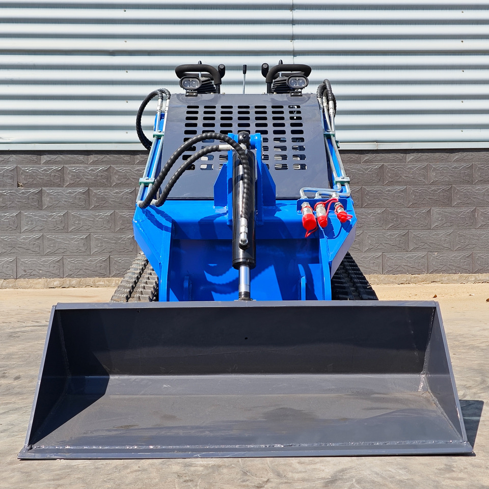 LEZUM Free Shipping LA380 Mini Skid Steer Loader Compact Track Diesel Cheap Mini Skid Steer Loader For Sale With Mini Skid Steer Attachments 4 In 1 Bucket - Mini chargeuse: photos 3 LEZUM Free Shipping LA380 Mini Skid Steer Loader Compact Track Diesel Cheap Mini Skid Steer Loader For Sale With Mini Skid Steer Attachments 4 In 1 Bucket - Mini chargeuse: photos 3