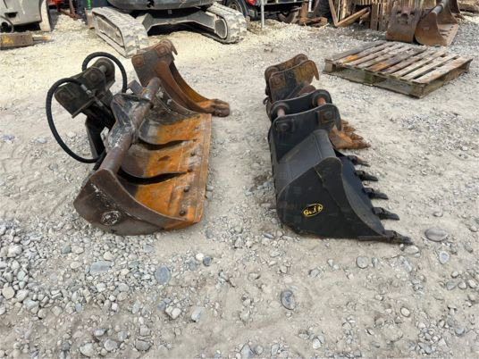 Attache rapide + godets geith - Godet pour pelle pour Engins de chantier: photos 4 Attache rapide + godets geith - Godet pour pelle pour Engins de chantier: photos 4