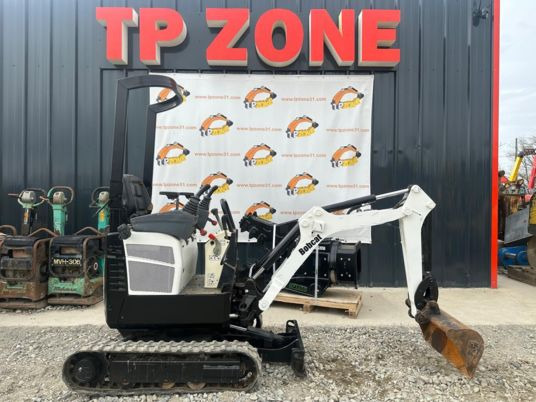 Bobcat E10 Joystick à 12500€ HT - Mini pelle: photos 1 Bobcat E10 Joystick à 12500€ HT - Mini pelle: photos 1